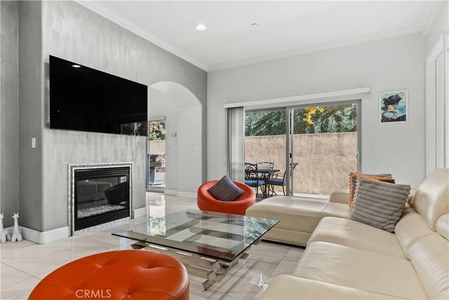6920 Valmont 5, Tujunga, CA 91042