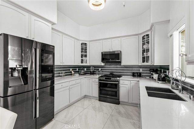 6920 Valmont 5, Tujunga, CA 91042