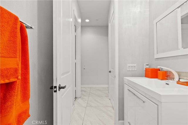6920 Valmont 5, Tujunga, CA 91042