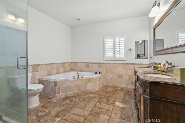 6920 Valmont 5, Tujunga, CA 91042