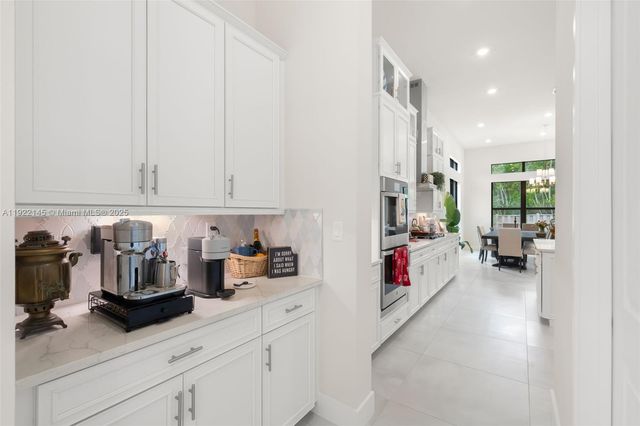 7849 Liberty Way, Parkland, FL 33067