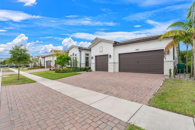 7849 Liberty Way, Parkland, FL 33067