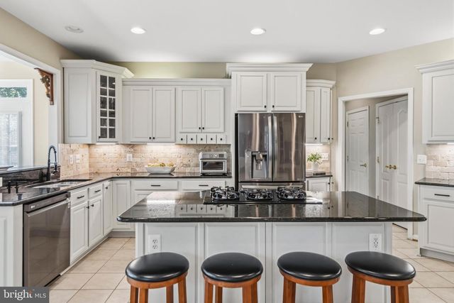 22122 WHISPERHILL CT, Broadlands, VA 20148