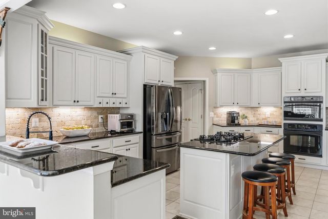 22122 WHISPERHILL CT, Broadlands, VA 20148