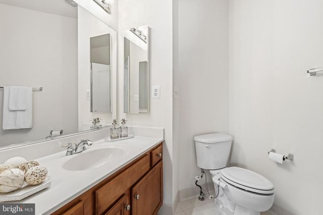 22122 WHISPERHILL CT, Broadlands, VA 20148