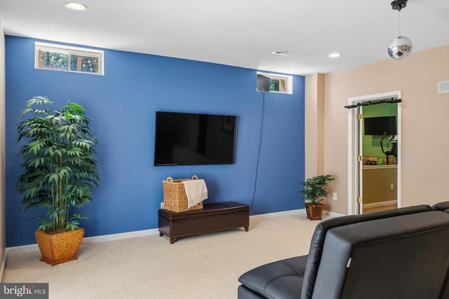 22122 WHISPERHILL CT, Broadlands, VA 20148