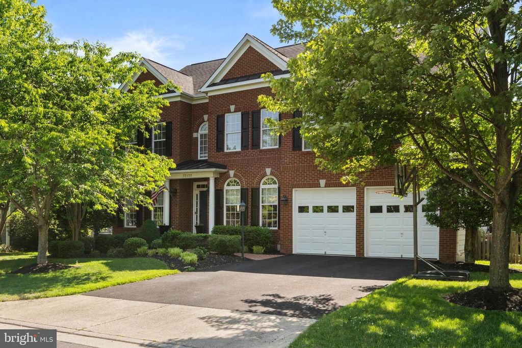 22122 WHISPERHILL CT, Broadlands, VA 20148