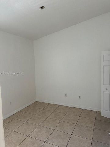 2651 SE 12th Rd 205, Homestead, FL 33035