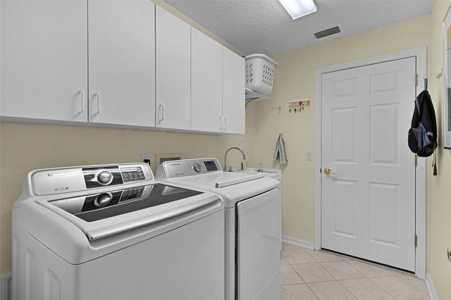 1988 PALO ALTO AVENUE, The Villages, FL 32159