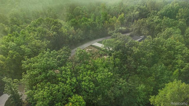 62 Preserve Drive, Tyrone Township, MI 48430