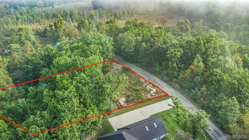 62 Preserve Drive, Tyrone Township, MI 48430