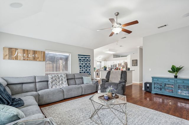 8016 Stern Street, Frisco, TX 75035