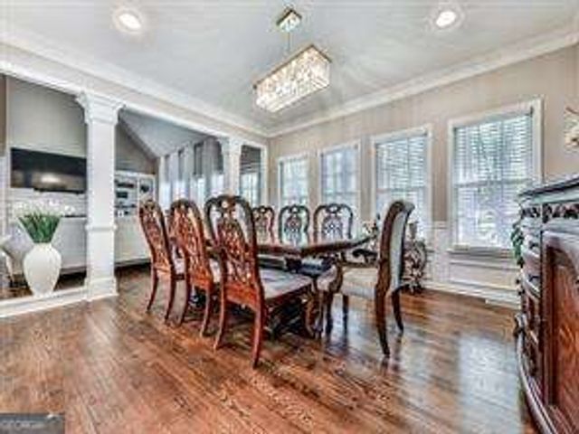 1017 Fairway Valley Drive, Woodstock, GA 30189