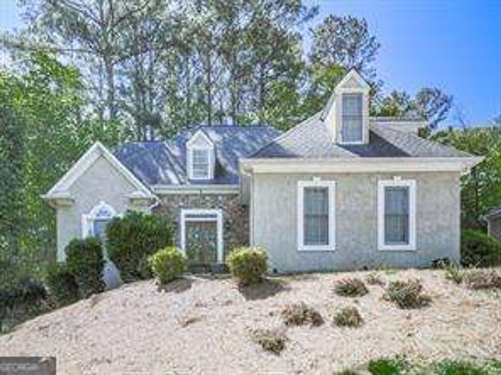 1017 Fairway Valley Drive, Woodstock, GA 30189