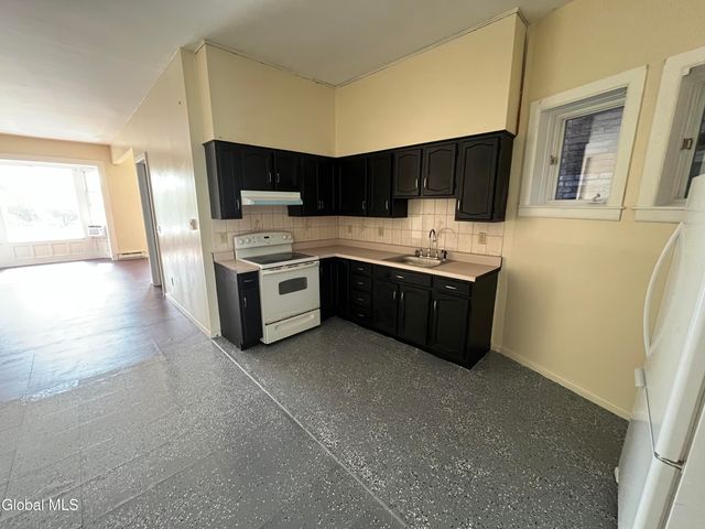 251B Central Avenue B, Albany, NY 12206