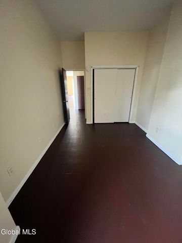 251B Central Avenue B, Albany, NY 12206