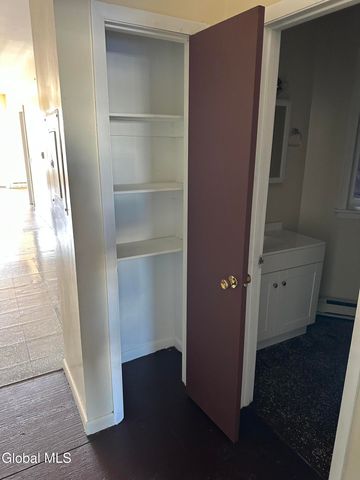 251B Central Avenue B, Albany, NY 12206