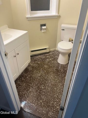 251B Central Avenue B, Albany, NY 12206