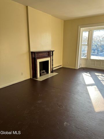 251B Central Avenue B, Albany, NY 12206