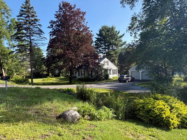 87 Fairground Road, Springfield, VT 05156