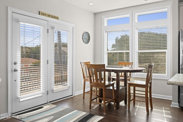 127 Eastview Drive, Emerald Isle, NC 28594