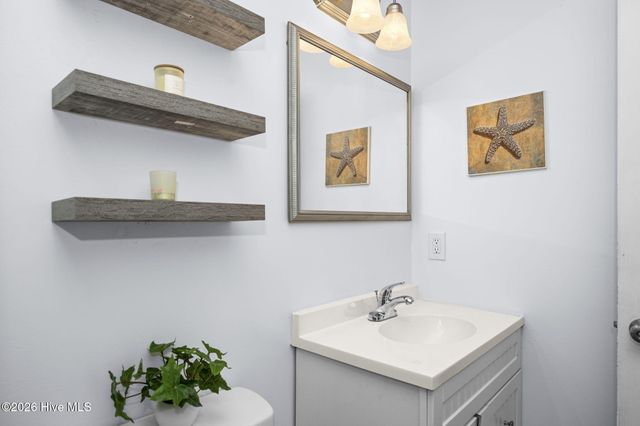 127 Eastview Drive, Emerald Isle, NC 28594