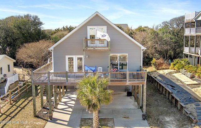 127 Eastview Drive, Emerald Isle, NC 28594