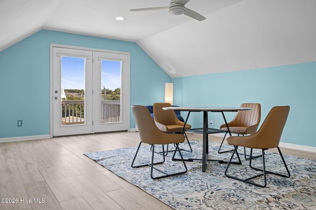 127 Eastview Drive, Emerald Isle, NC 28594