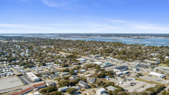 127 Eastview Drive, Emerald Isle, NC 28594