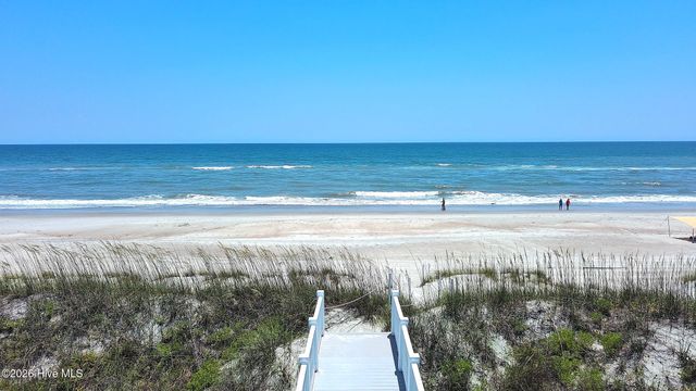 127 Eastview Drive, Emerald Isle, NC 28594