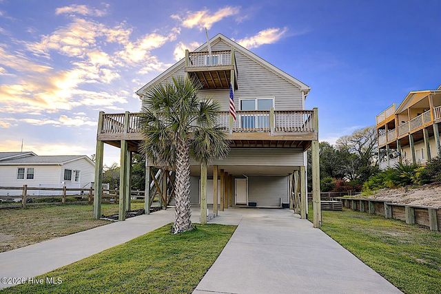 127 Eastview Drive, Emerald Isle, NC 28594