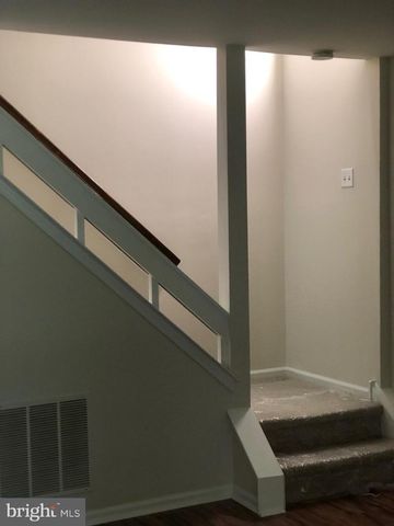 15 HEATHER CT, Newtown, PA 18940