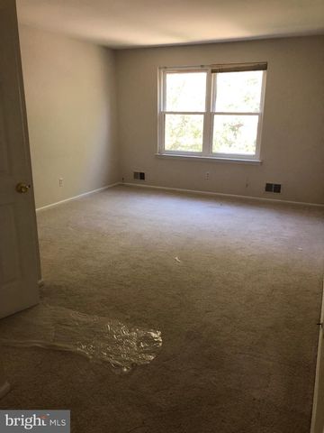 15 HEATHER CT, Newtown, PA 18940