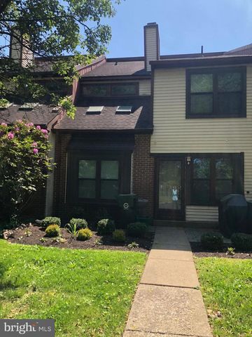 15 HEATHER CT, Newtown, PA 18940