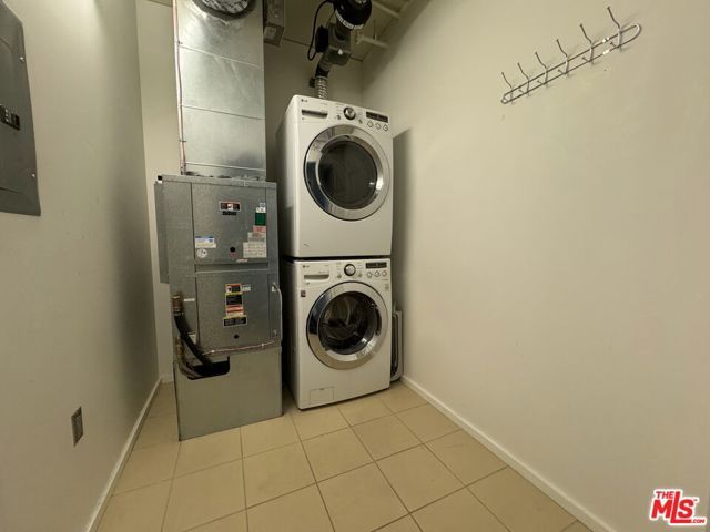 1155 S Grand Avenue 910, Los Angeles, CA 90015