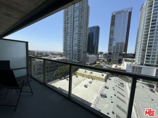 1155 S Grand Avenue 910, Los Angeles, CA 90015