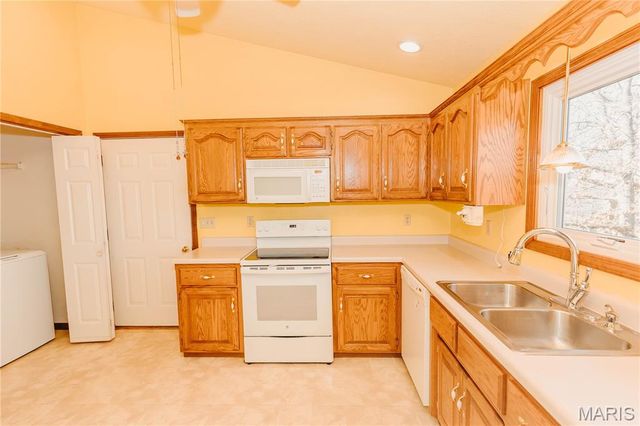 16955 Lensman, St Robert, MO 65584