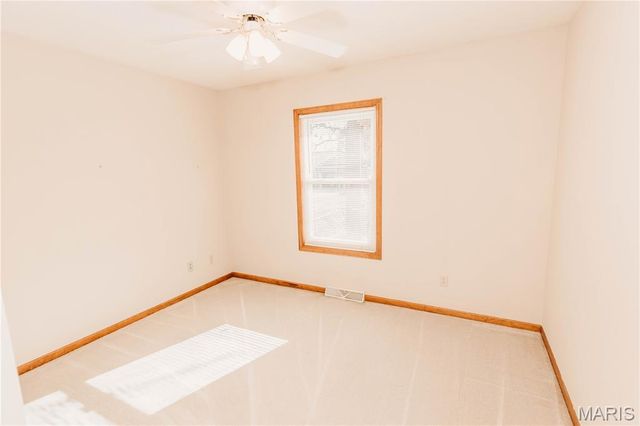 16955 Lensman, St Robert, MO 65584