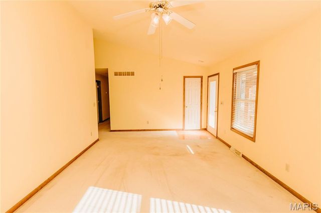 16955 Lensman, St Robert, MO 65584