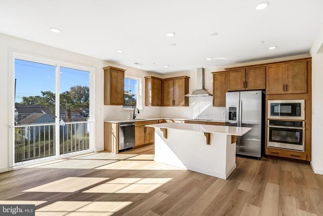 5737 HOWARD DR, Glen Burnie, MD 21061