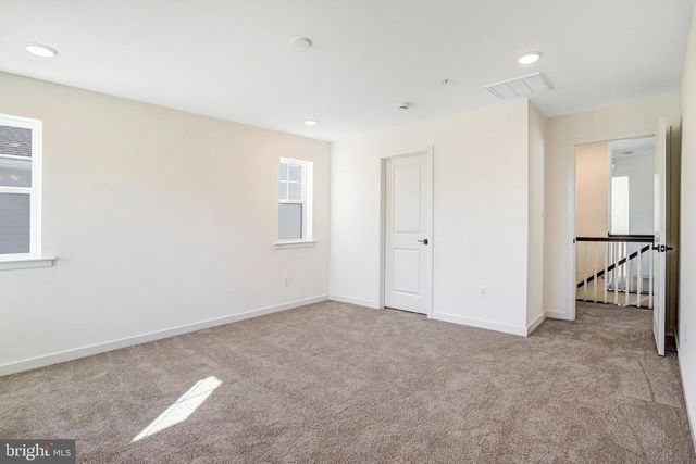 5737 HOWARD DR, Glen Burnie, MD 21061