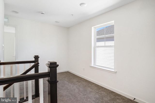 5737 HOWARD DR, Glen Burnie, MD 21061