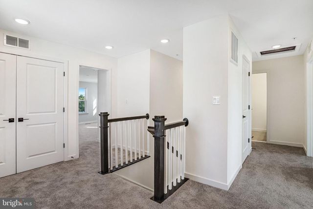 5737 HOWARD DR, Glen Burnie, MD 21061