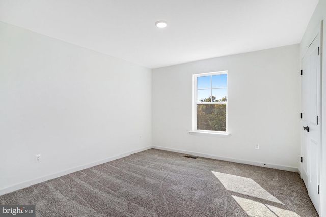 5737 HOWARD DR, Glen Burnie, MD 21061