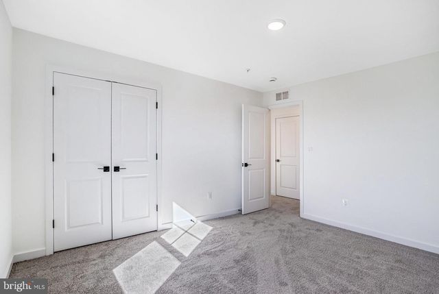 5737 HOWARD DR, Glen Burnie, MD 21061