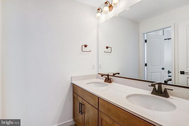 5737 HOWARD DR, Glen Burnie, MD 21061