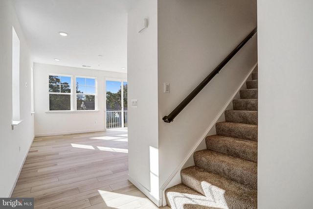 5737 HOWARD DR, Glen Burnie, MD 21061