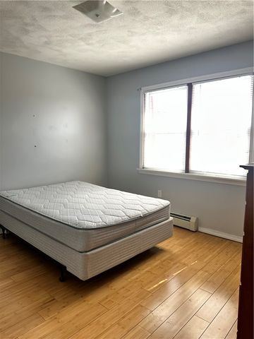 424 Smithfield Avenue 6, Pawtucket, RI 02860