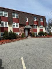 424 Smithfield Avenue 6, Pawtucket, RI 02860