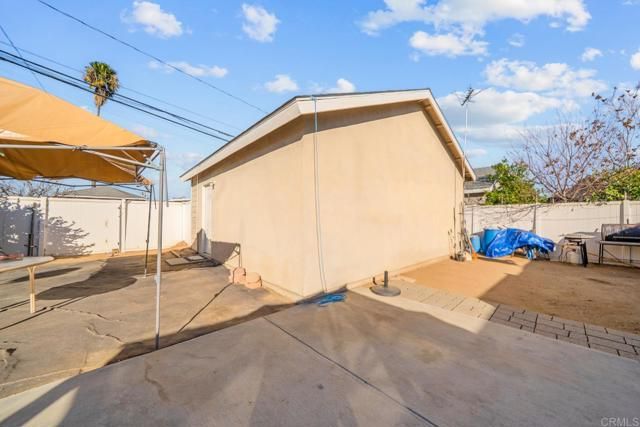154 E 11Th Street, Perris, CA 92570